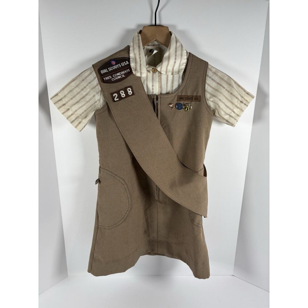 Vintage Girl Scouts Brownie Uniform Dress Sash Pins Patches Size 8